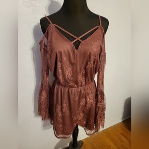 NWT Dusty pink lace romper